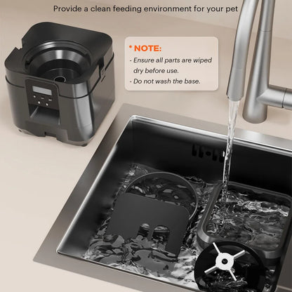 Smart Pet Feeder With Timed Quantitative